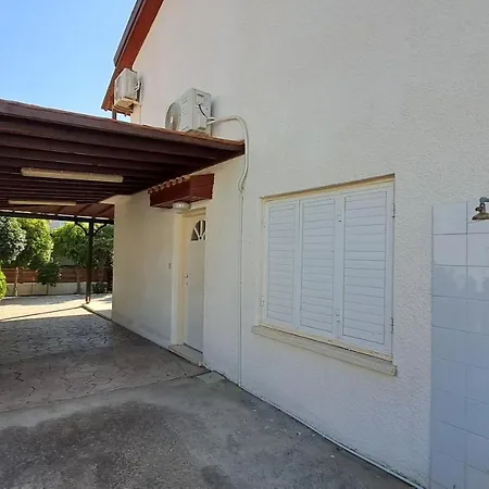 Manors Seaside 2br House 100m From The & Free Parking *