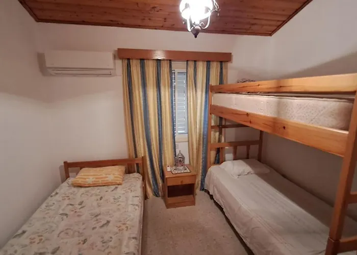 Manors Seaside 2br House 100m From The & Free Parking