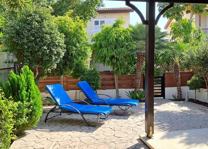 Manors Seaside 2br House 100m From The & Free Parking *