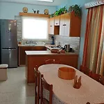 Holiday home Manors Seaside 2br House 100m From The & Free Parking *