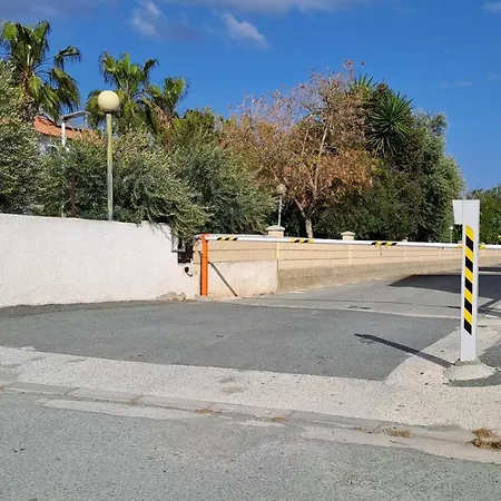 Σπίτι διακοπών Manors Seaside 2br House 100m From The & Free Parking *