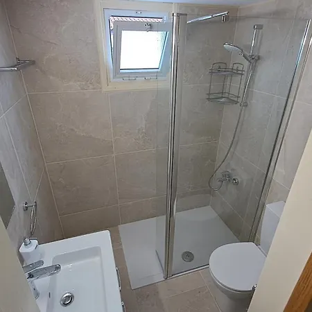 Manors Seaside 2br House 100m From The & Free Parking *