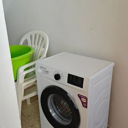 Manors Seaside 2br House 100m From The & Free Parking