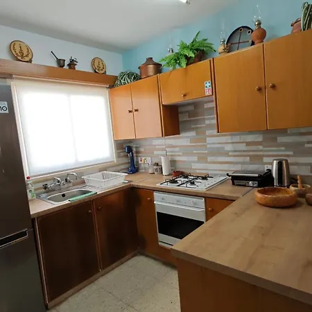 Manors Seaside 2br House 100m From The & Free Parking Case de vacanță *