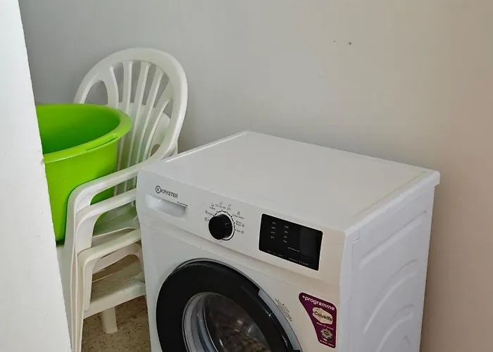 Manors Seaside 2br House 100m From The & Free Parking