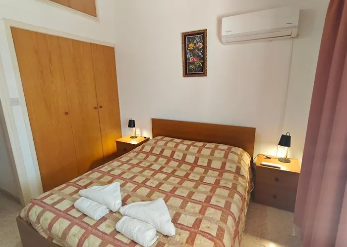 Dom wakacyjny Manors Seaside 2br House 100m From The & Free Parking